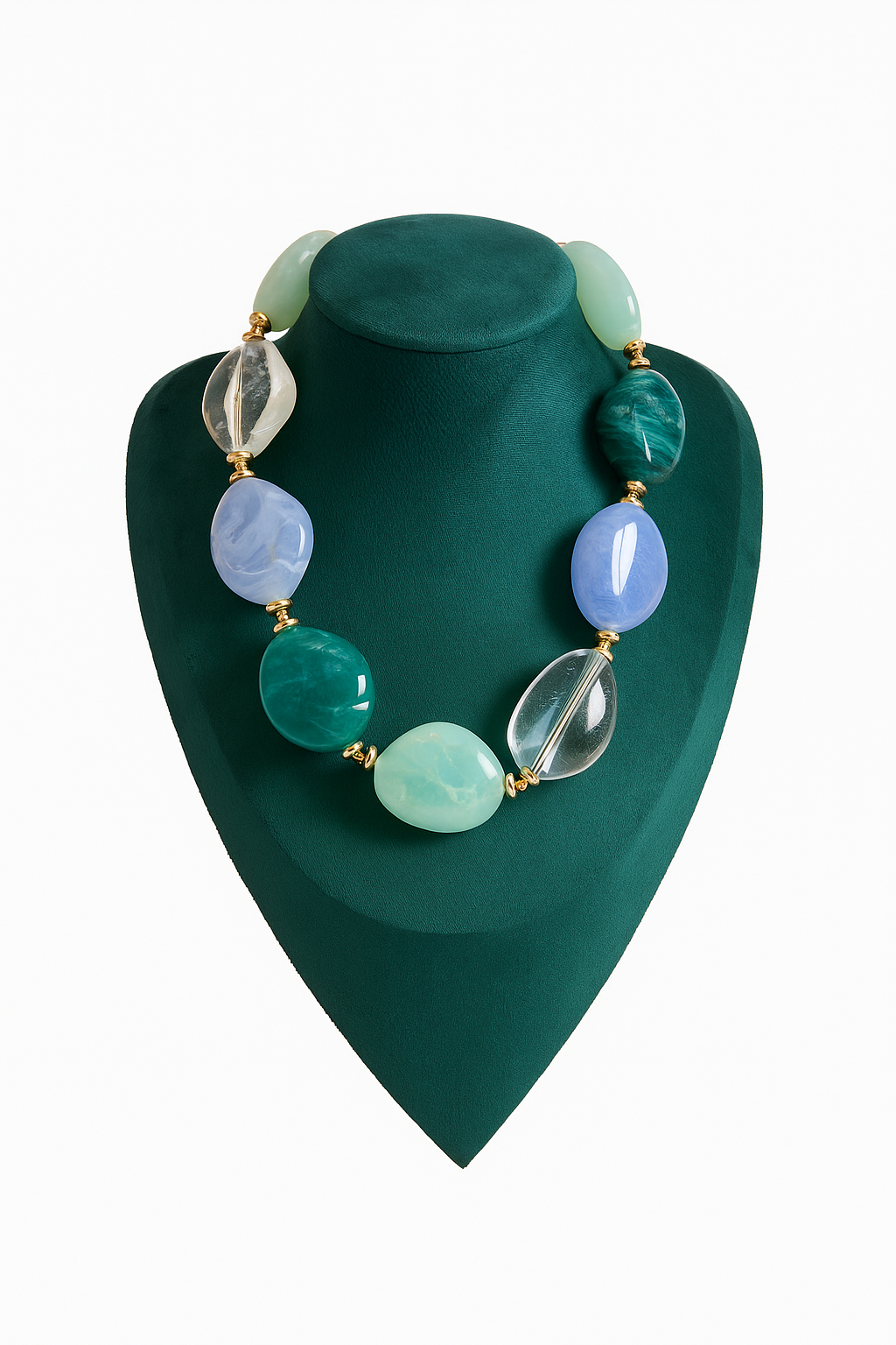 Dramatic emerald-green chunky necklace with vintage-inspired design and bohemian flair.